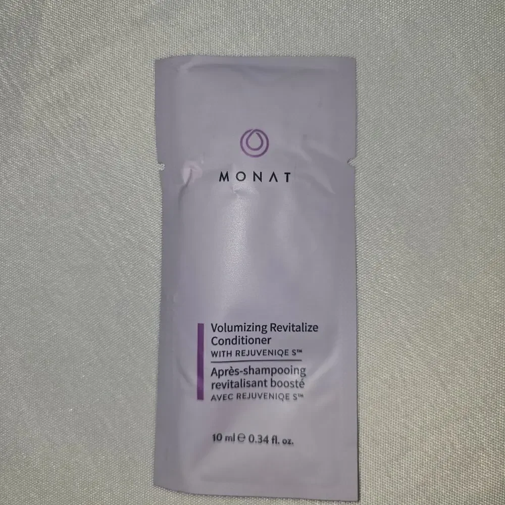 Monat Revitalize Volume Conditioner 10 NEW Samples
